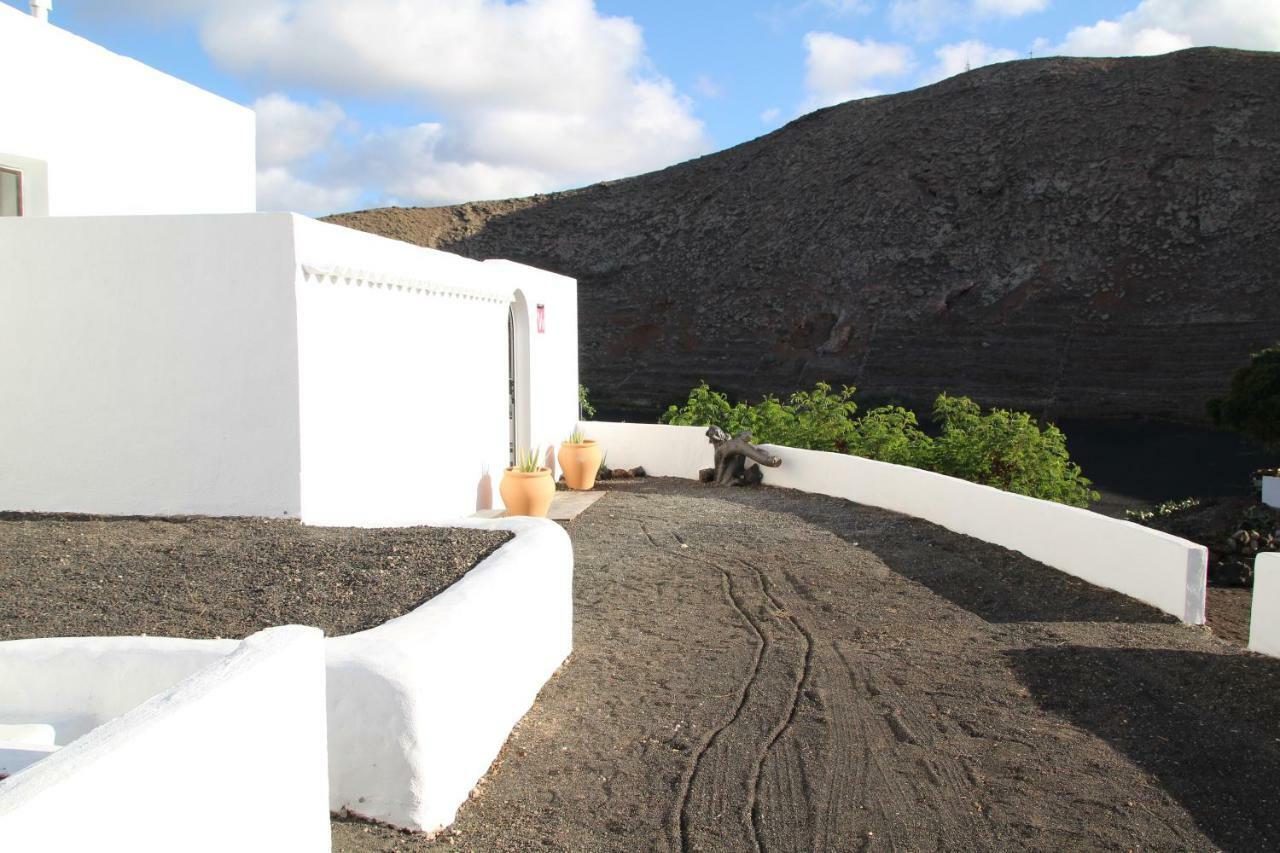 Casa Caldera Guiguan Villa Tinajo Eksteriør billede